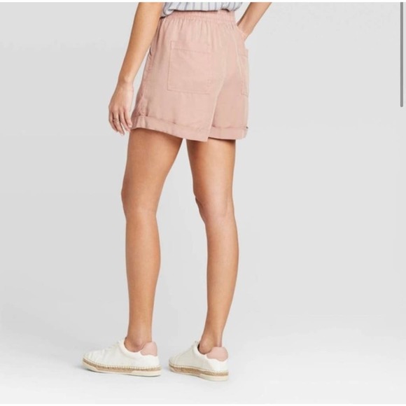 🛍️Universal Thread Boho Dusty Pink High Waisted Cuffed Shorts🛍️ - Picture 2 of 9